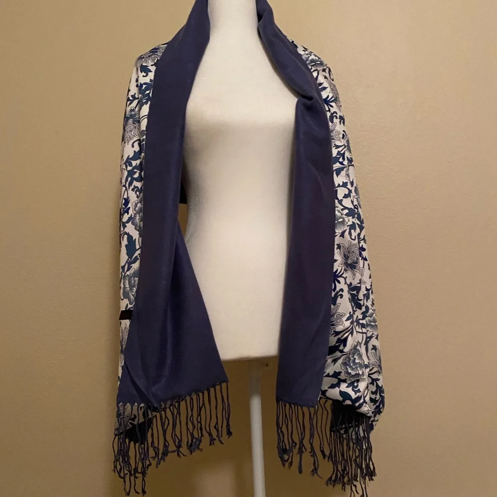 NWT 100% Silk Reversible Wrap Scarf Shawl With Fringe Blue and White